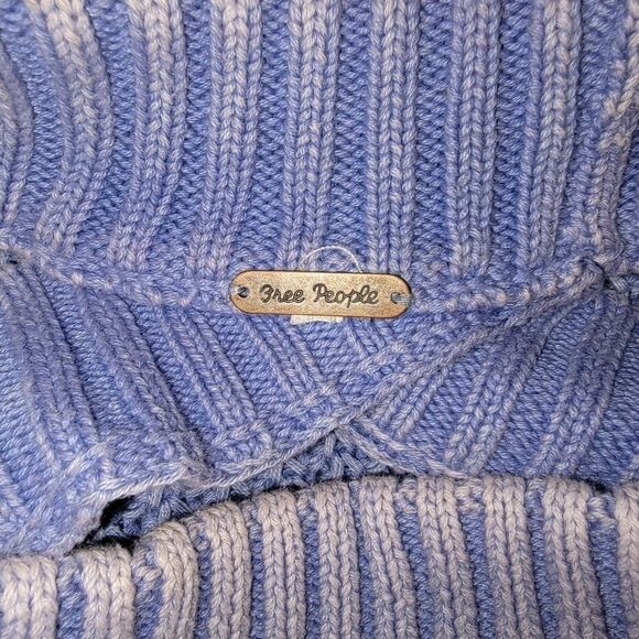 Free People Half Moon Bay Cutout Shoulder Pullover Sweater size Small - Picture 7 of 9